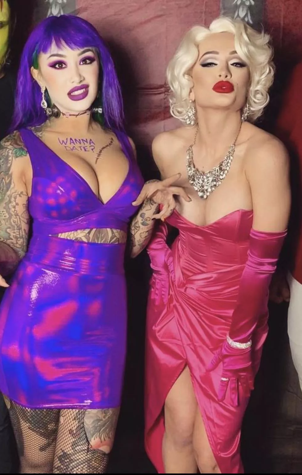 Shotzi & Scarlett cleavage posted by emoney894