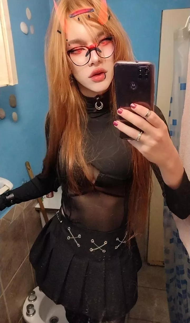 Should I try this out for Halloween? 😈 posted by redheadtgirl