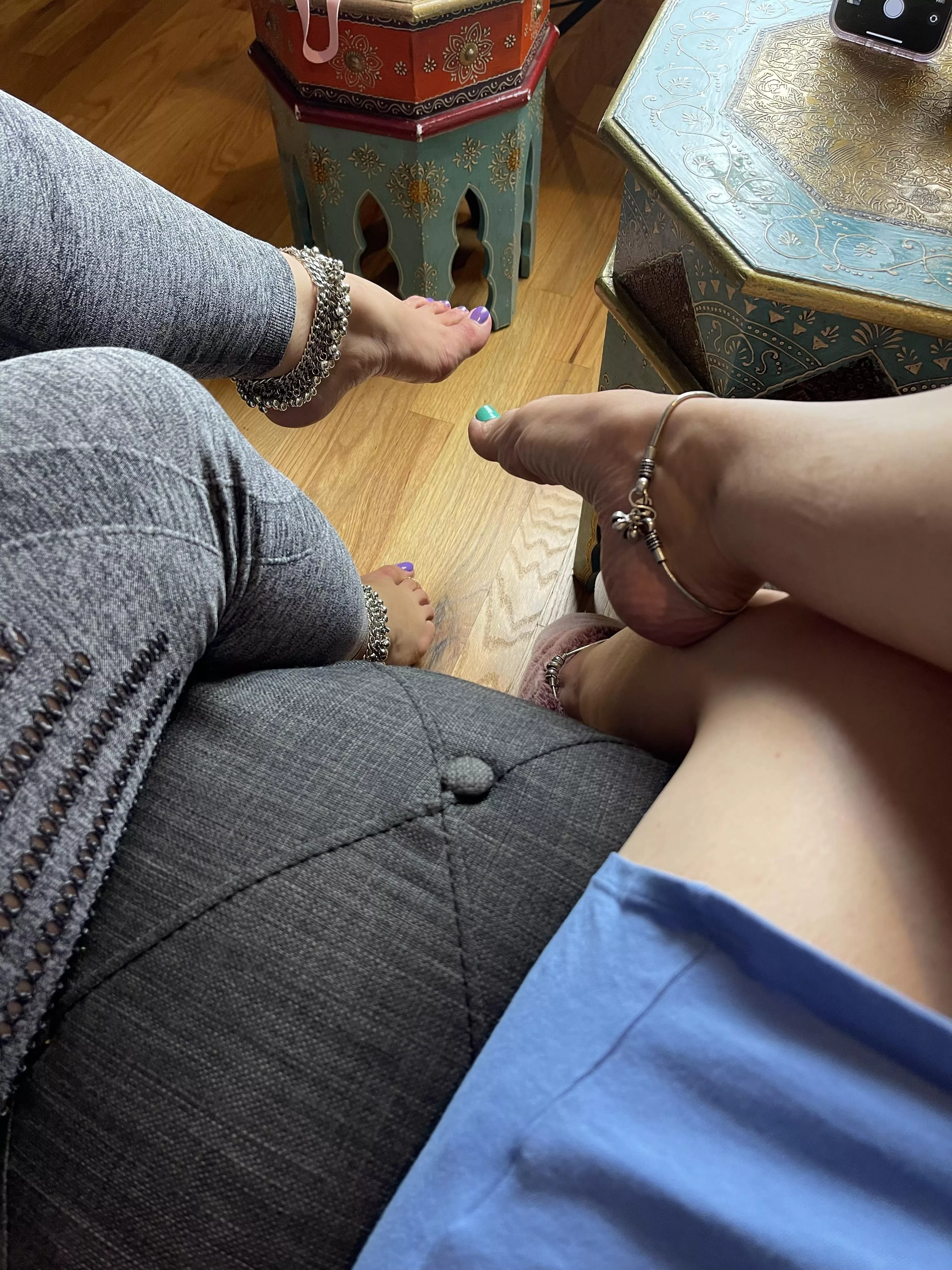 Should we worship each other’s feet? 👅 posted by mXdChai