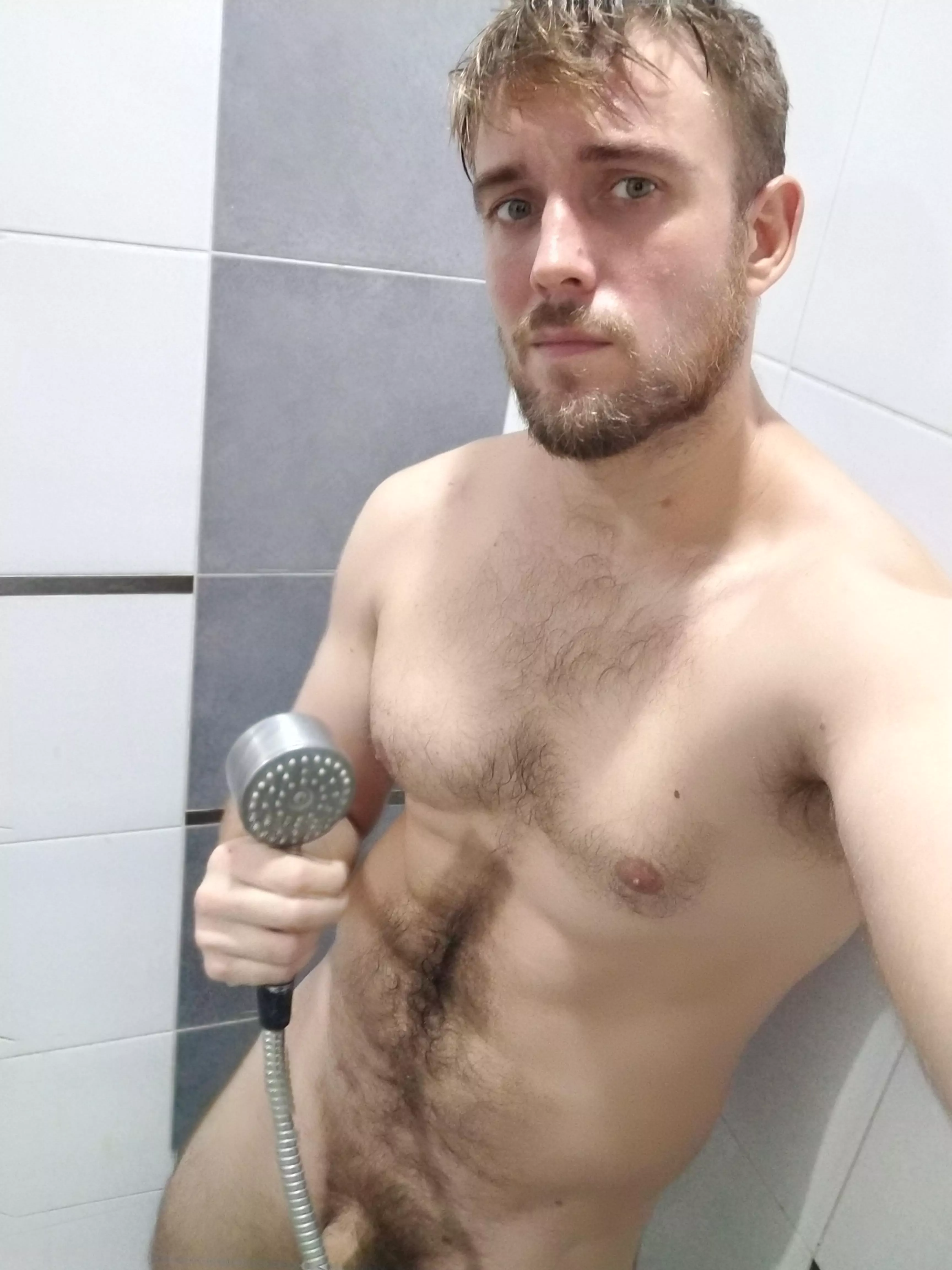 shower boy 😁 posted by BenUKfriendly