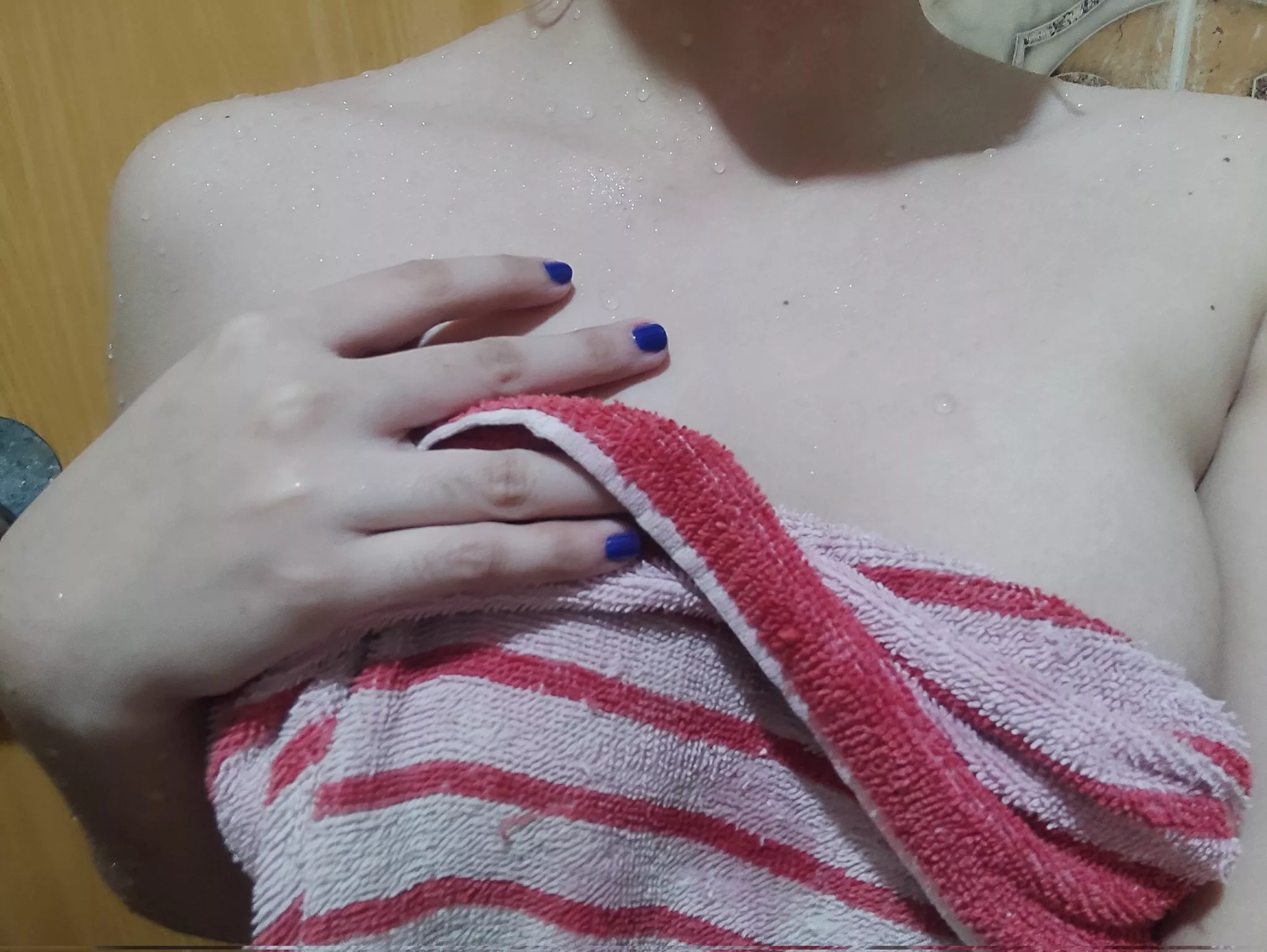 Shower (f)uck? posted by andromedamned