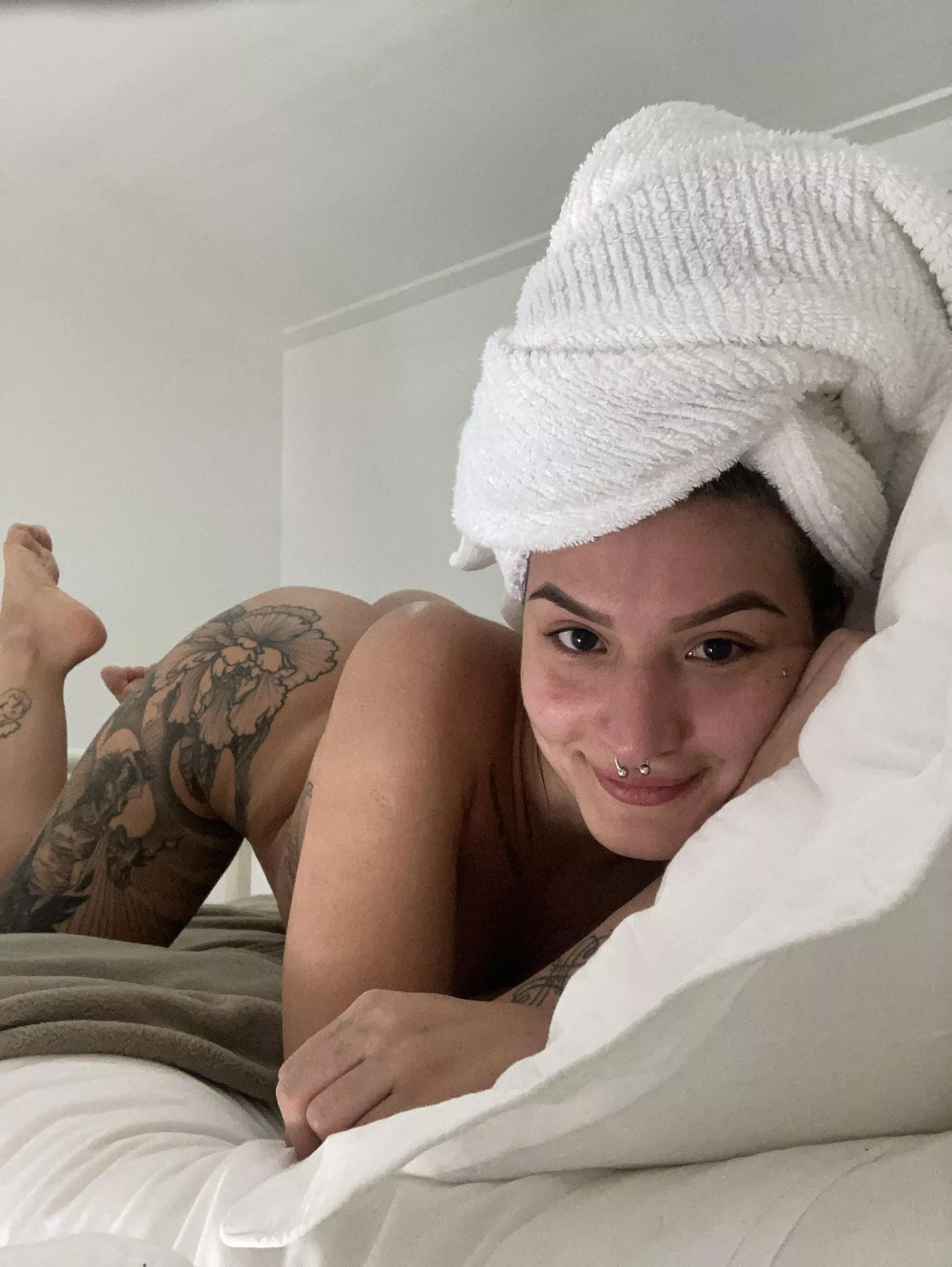 shower straight to bed feels great :3 posted by svetlannasuicide