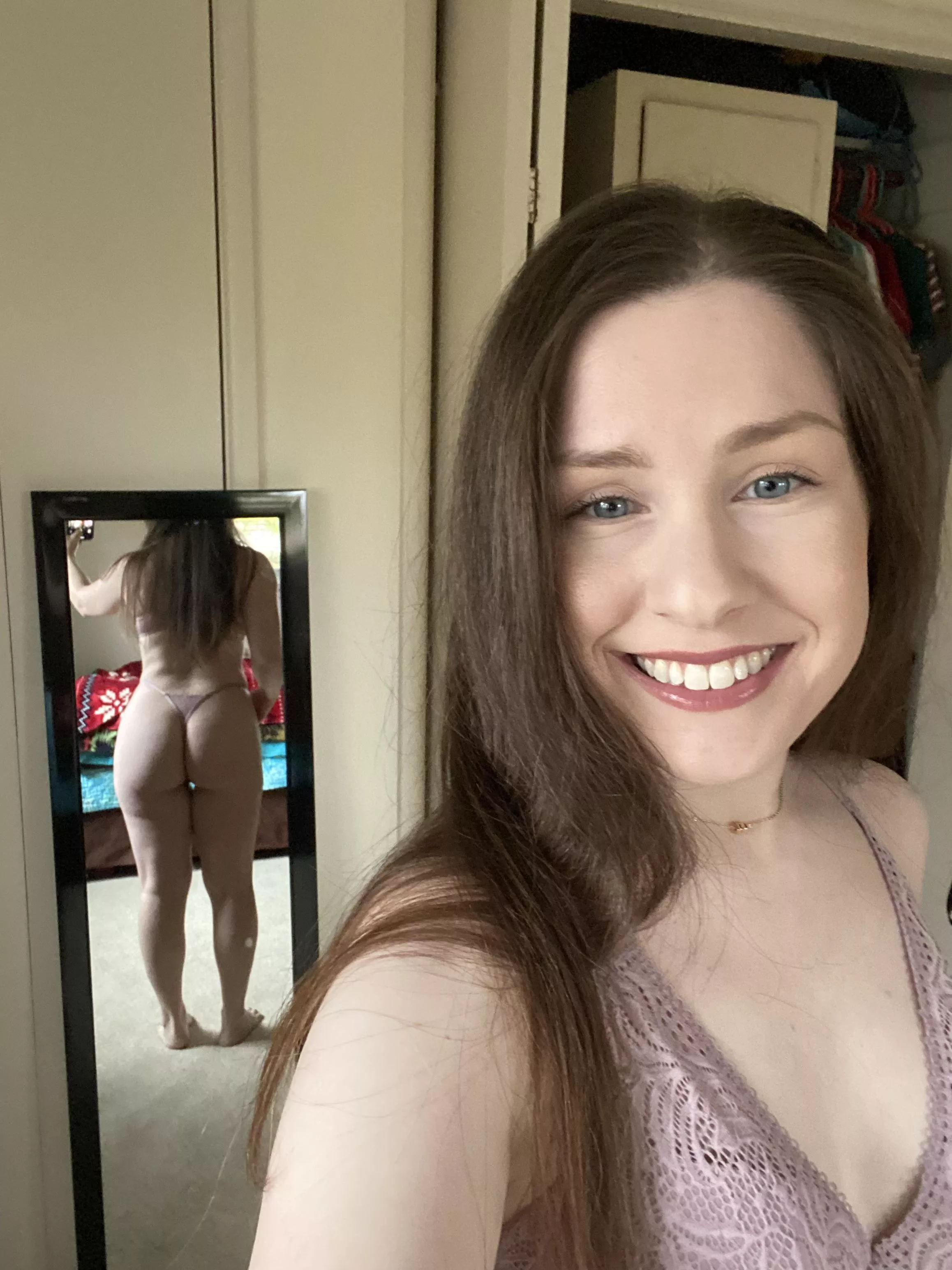 showing off all my cheeks :) [f] posted by princesslacroix