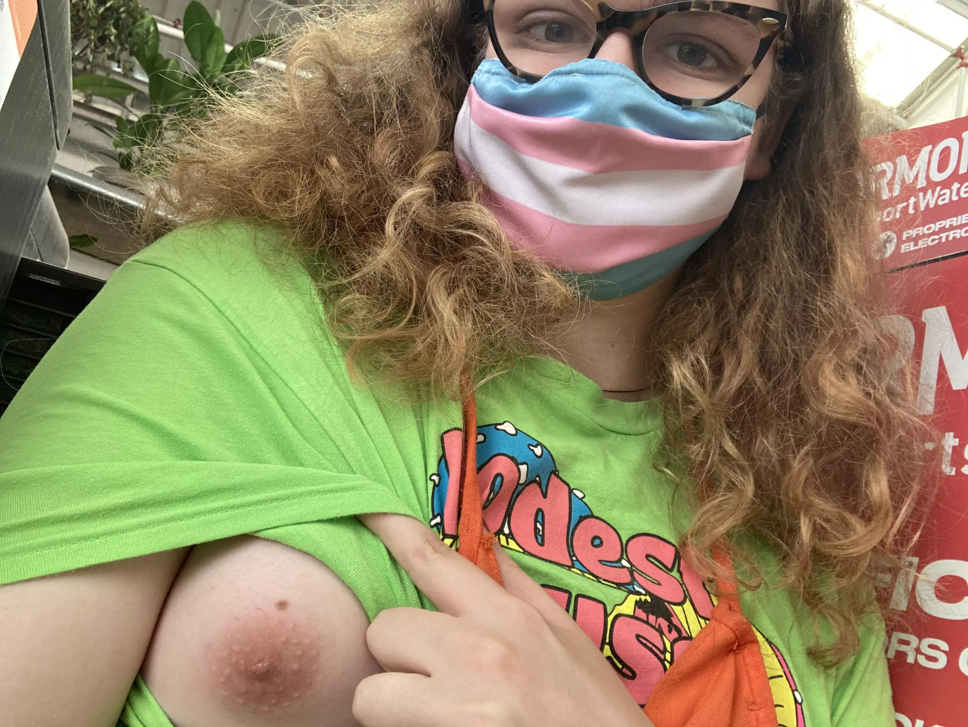 Showing off my Modest Mouse pride — and also my tits [F] :0 posted by GracieWinkler