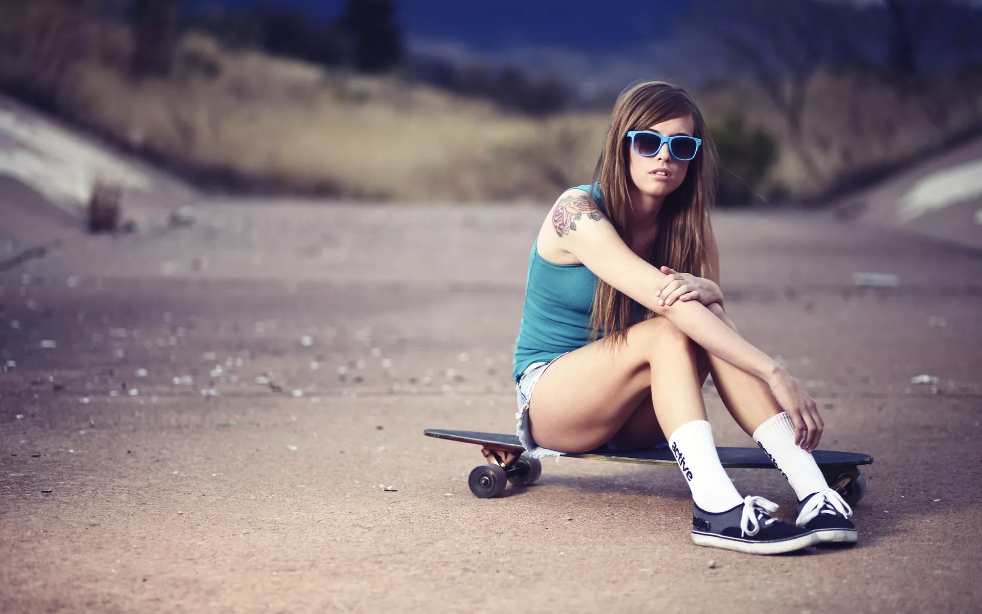 Skater Babe (MIC) posted by krhaert1