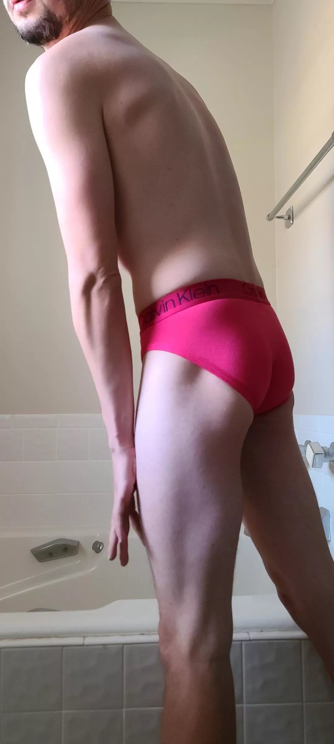 Skinny butt in briefs posted by yellerstone