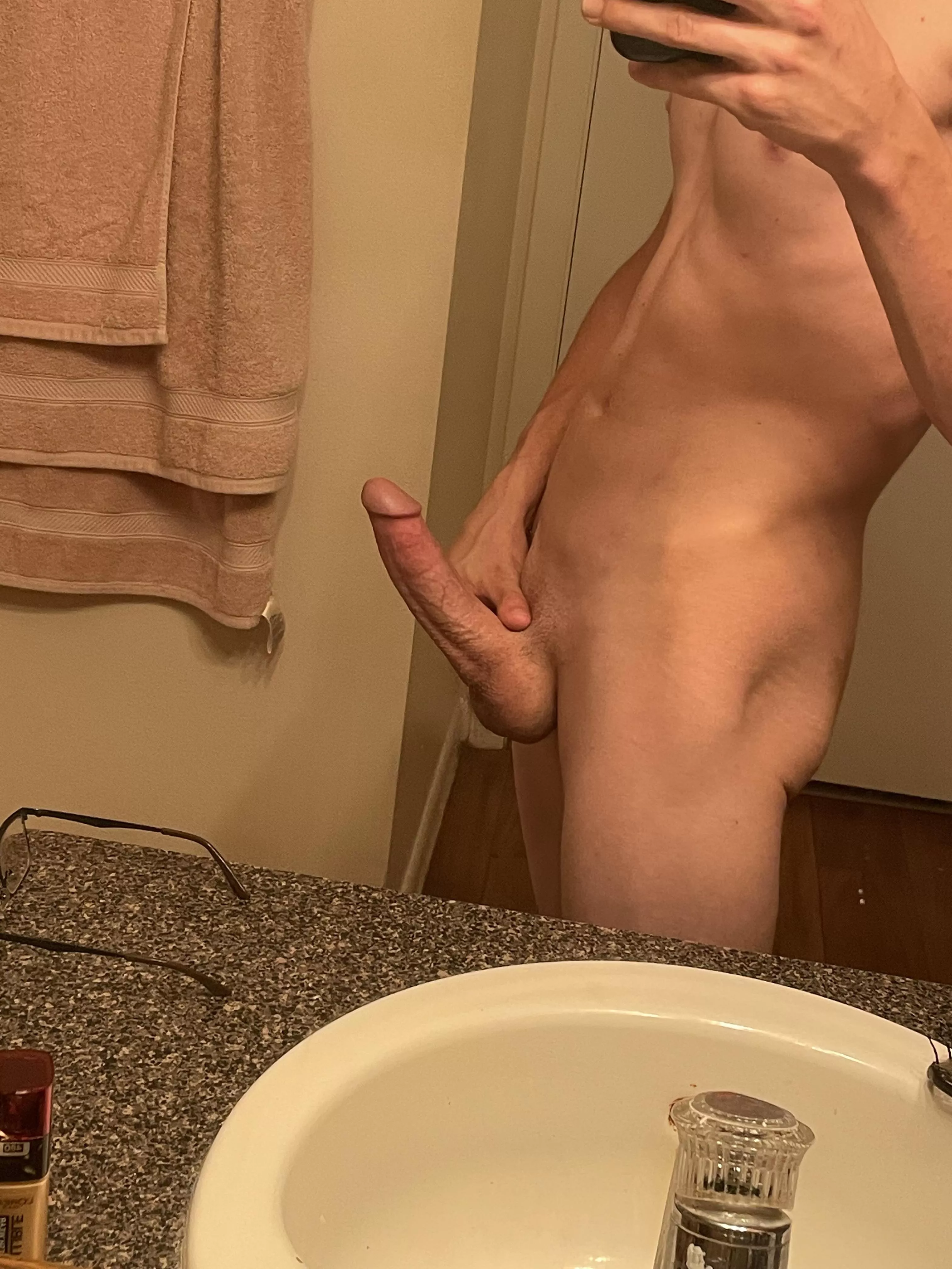 Skinny guy with a big cock? posted by Urm0msbox