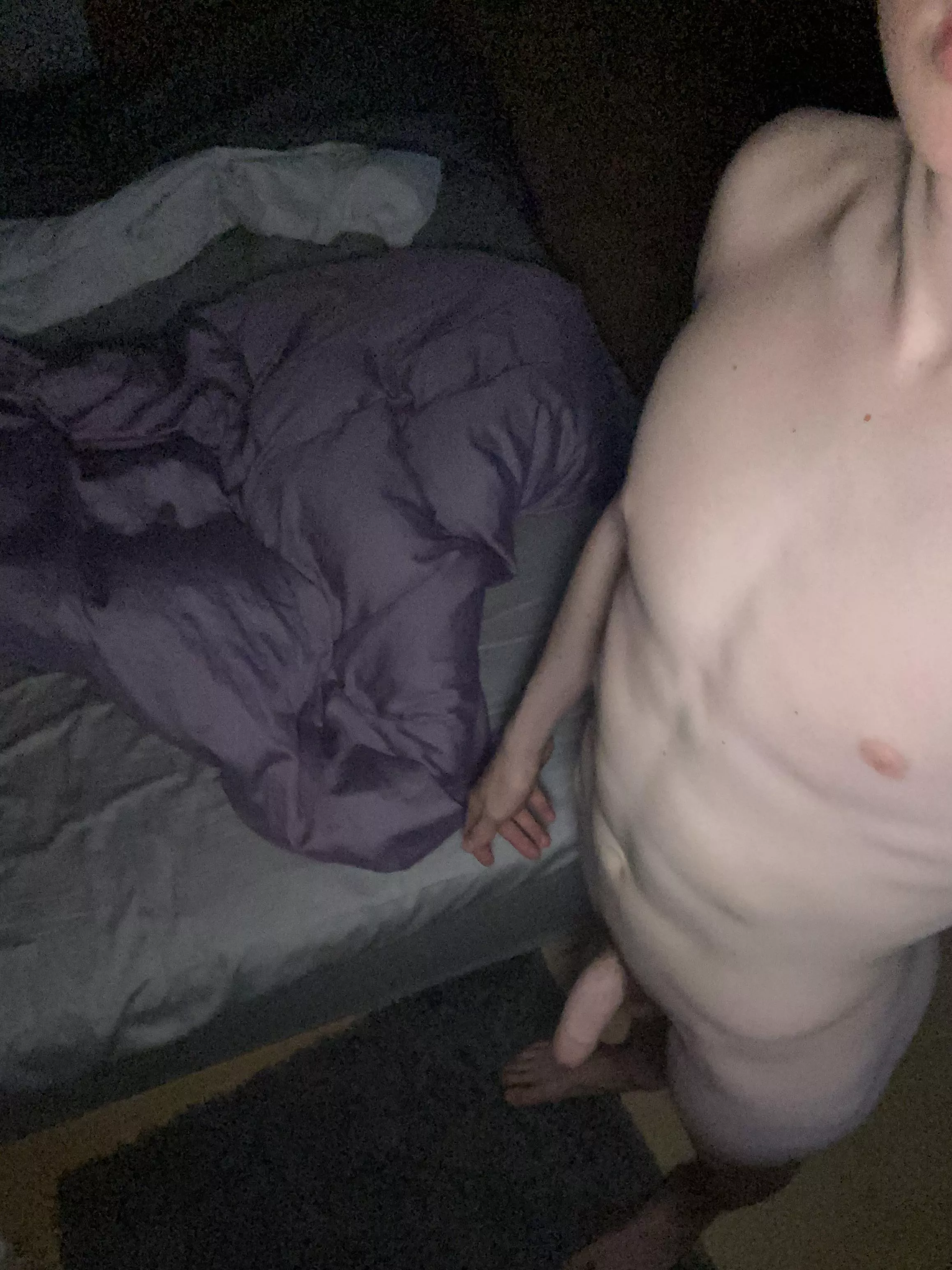 Sleeping naked is just the best💚 posted by dicksuckrr