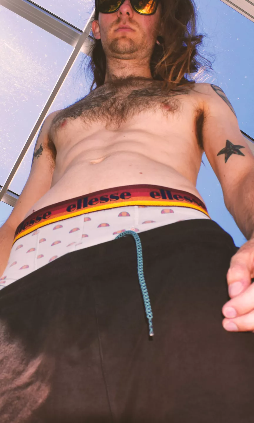 Slim, Toned, Tattooed, Kink & 420 friendly 🏳️‍🌈, 300+ posts 📸Send requests 🤗 Be sure to engage 👍 Cheap promos on my free just get in touch💯 posted by Broodingaf