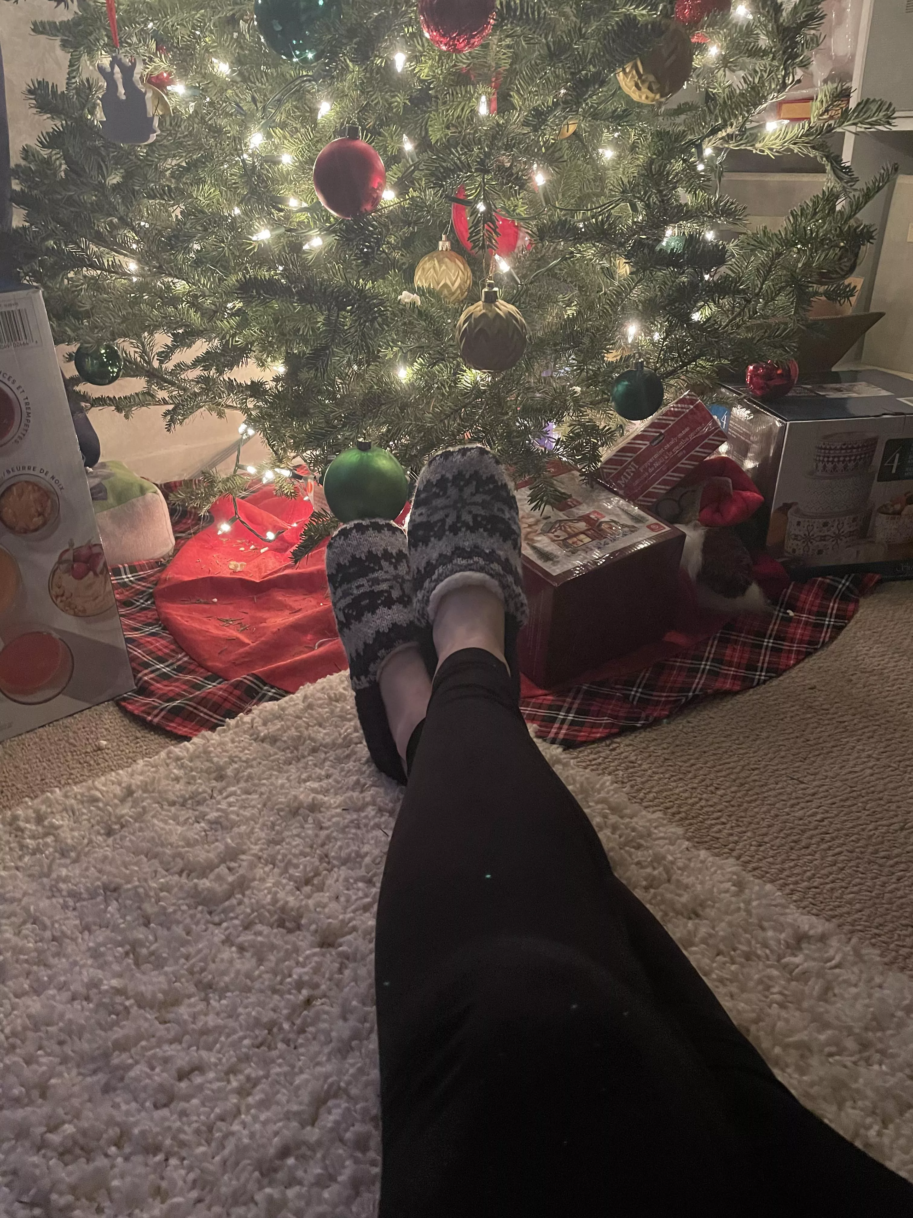 Slipper socks allowed ? [F] posted by CarmenSandiegoOF