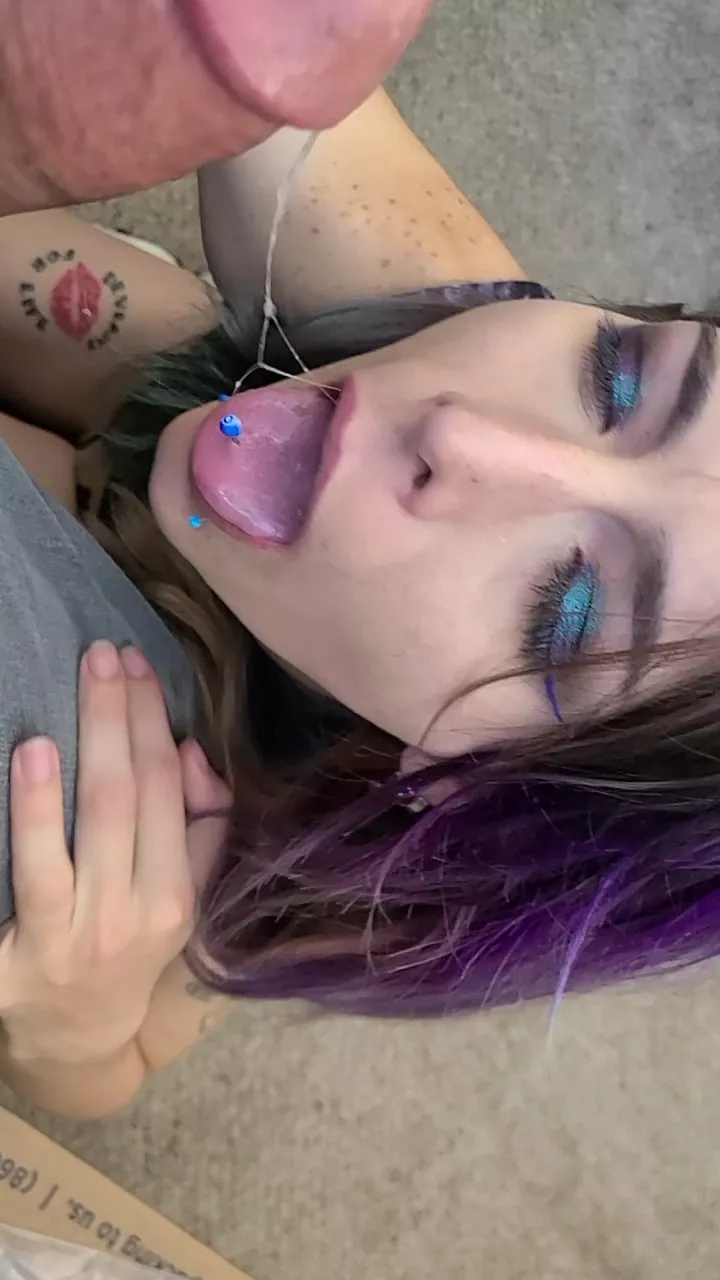 💦 Slobbery facefuck video 📹 CUM see more 🤤 posted by kingdomthads