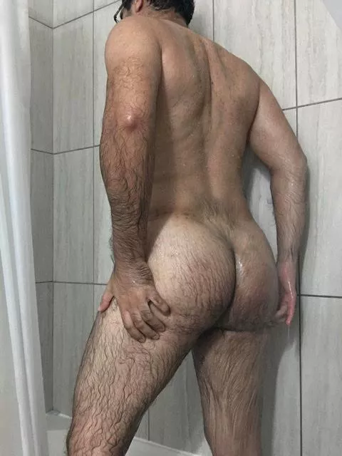 Smack this wet ass posted by gluteus2