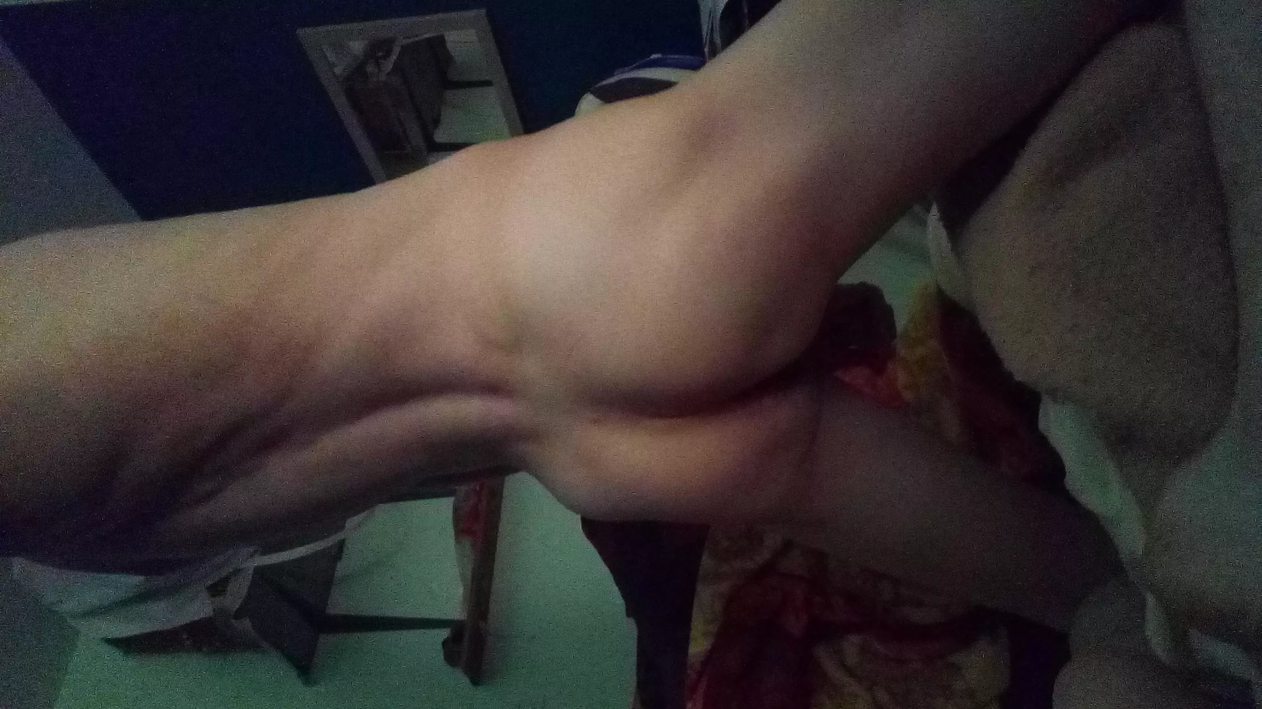 Small ass easily handable posted by hornyandbored_1500