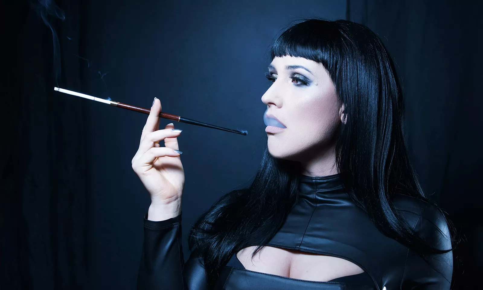 Smoking Goddess. 🖤 posted by Goddess_Hellfire