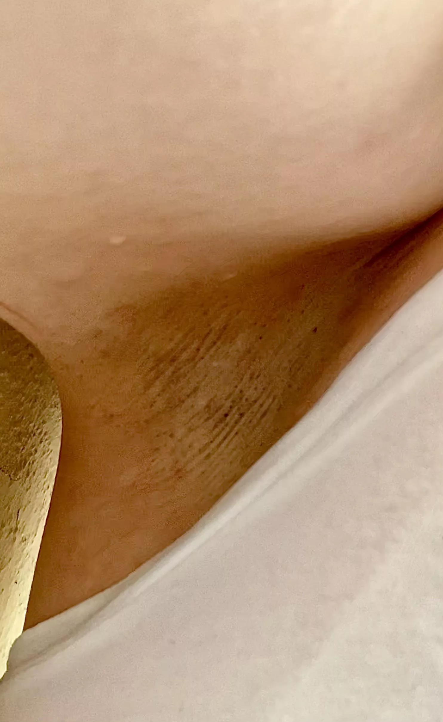 Sneak photo I took of my armpits outside. Soaking sweaty and without deodorant 🤓 posted by sunnypits