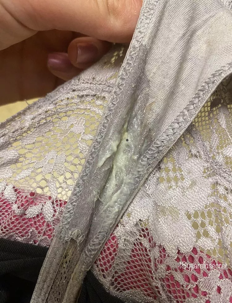 Sniff or taste first ? Love showing off my messy pairs! 😇 posted by 18yearoldsecret