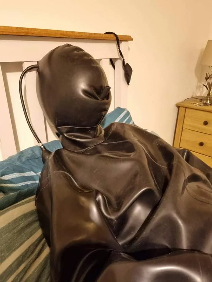 So awesome in heavy rubber fully covered!! ^_^ yummy posted by jimbob0702