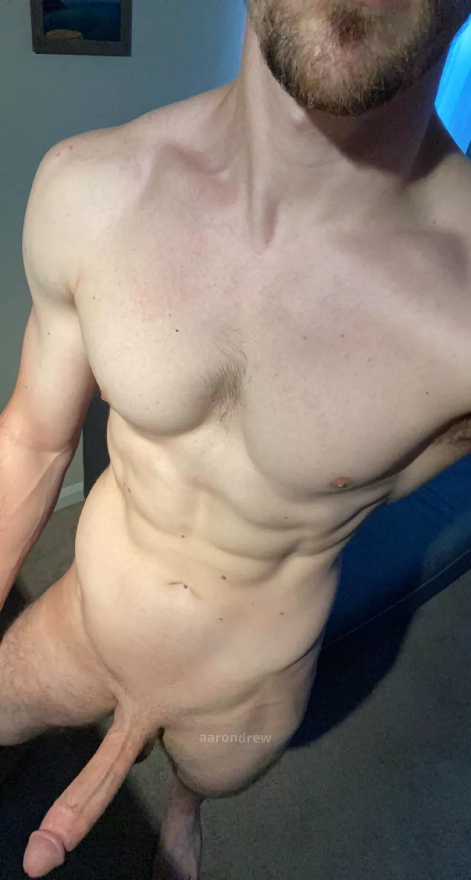 So many hot guys posting on here that I’d love to fuck 🥵 posted by aarondrew1