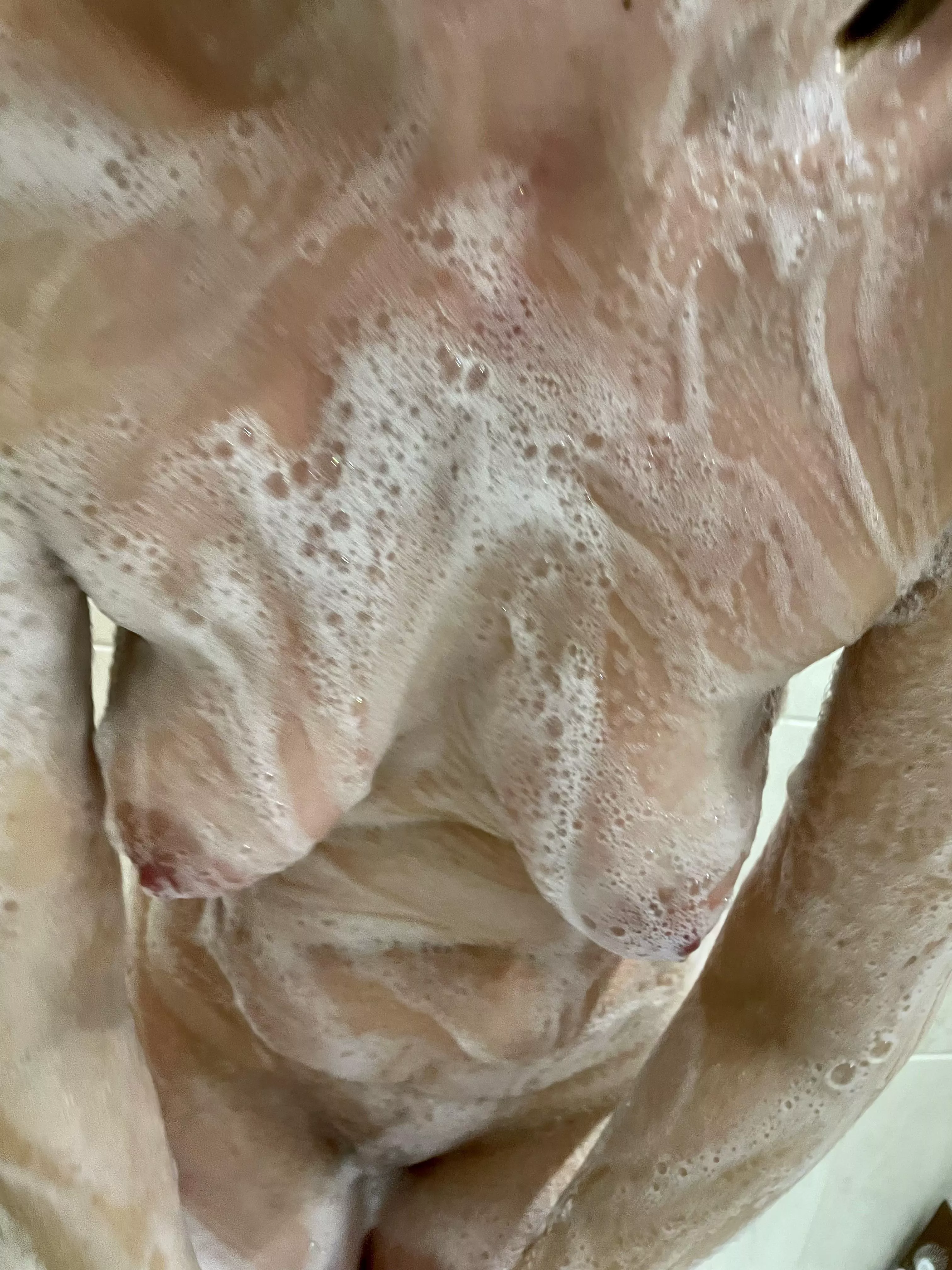 Soapy 🧼🧼🧼 posted by thismumneedswine