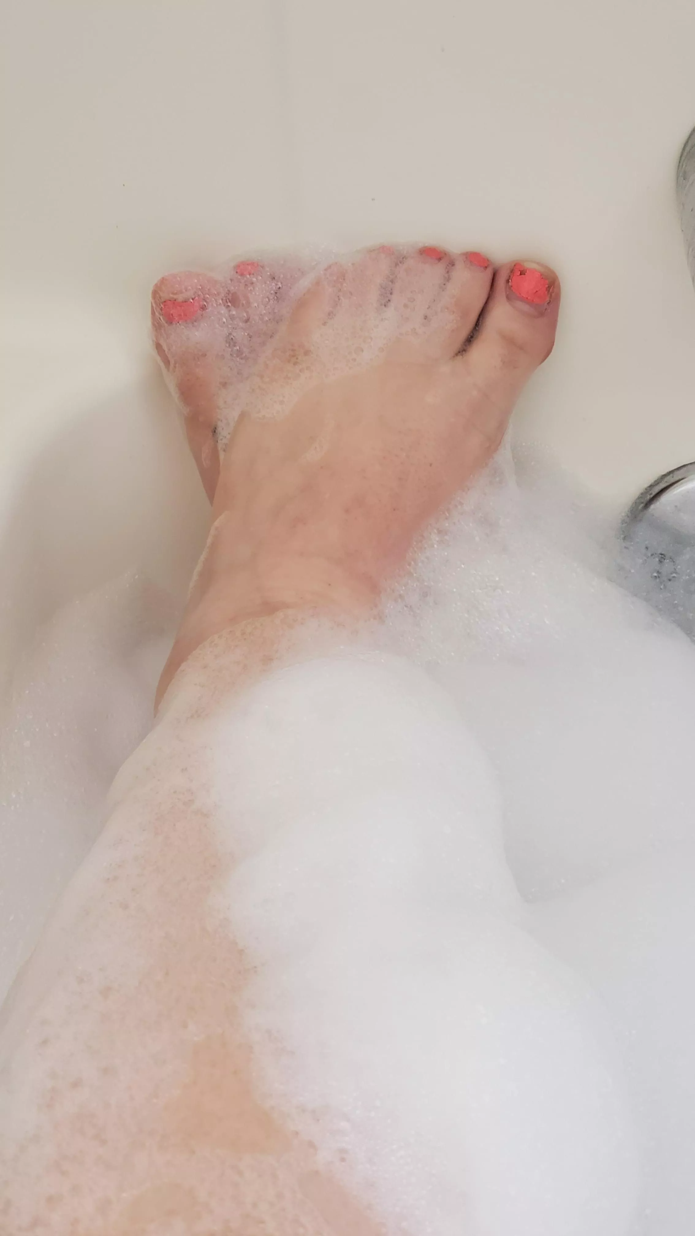 Soapy toes! I'd love to wash something else with these feet....🧼👣 posted by SweetBunny259