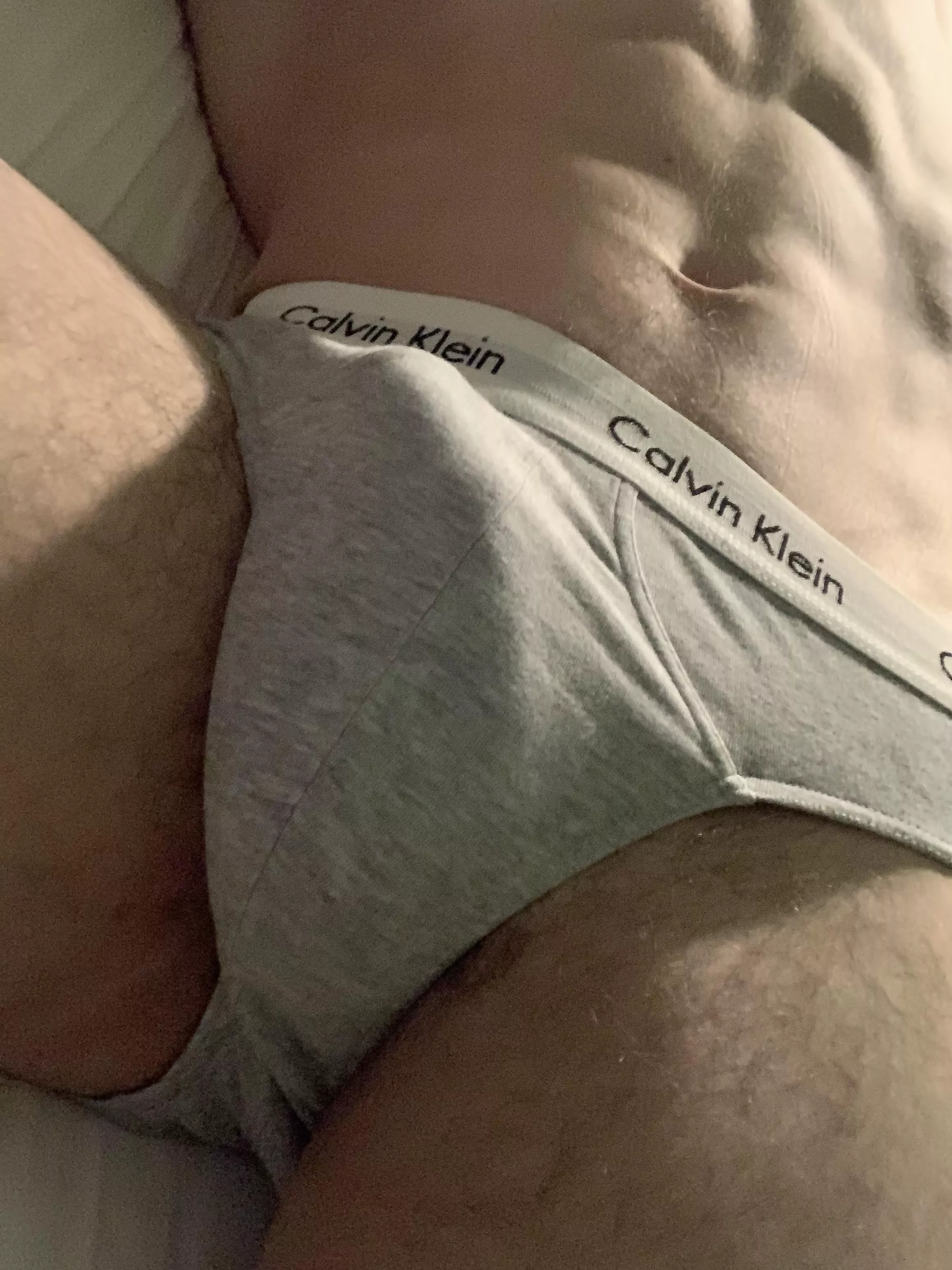 Soft morning bulge posted by DSastre00