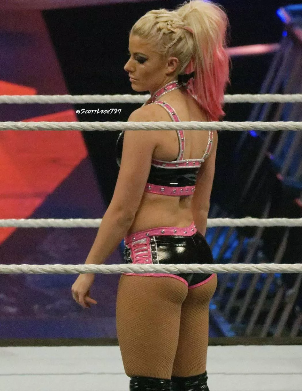 Some Alexa booty posted by whocares1234455678