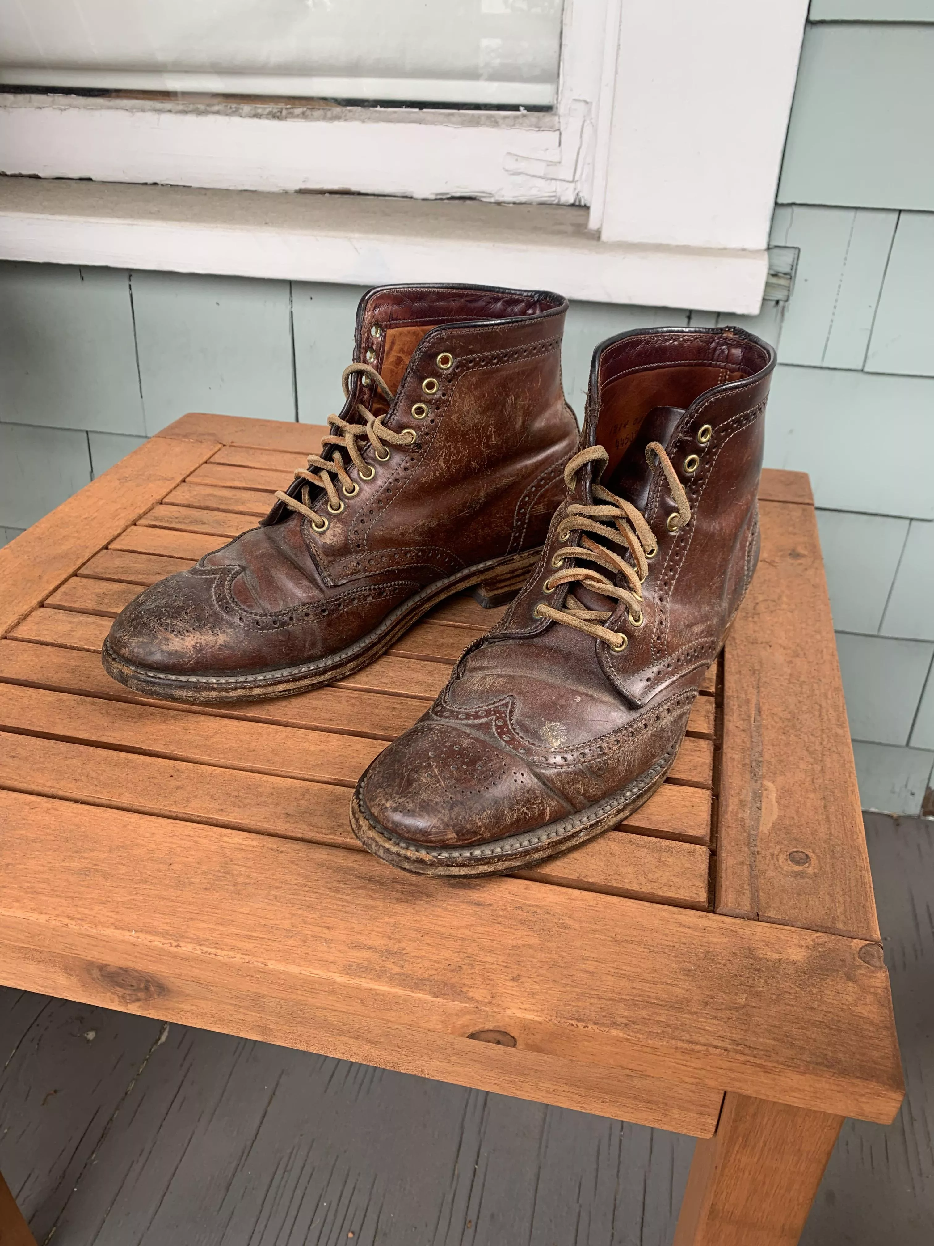 Some lightly worn Aldens. posted by MulhollandMaster121