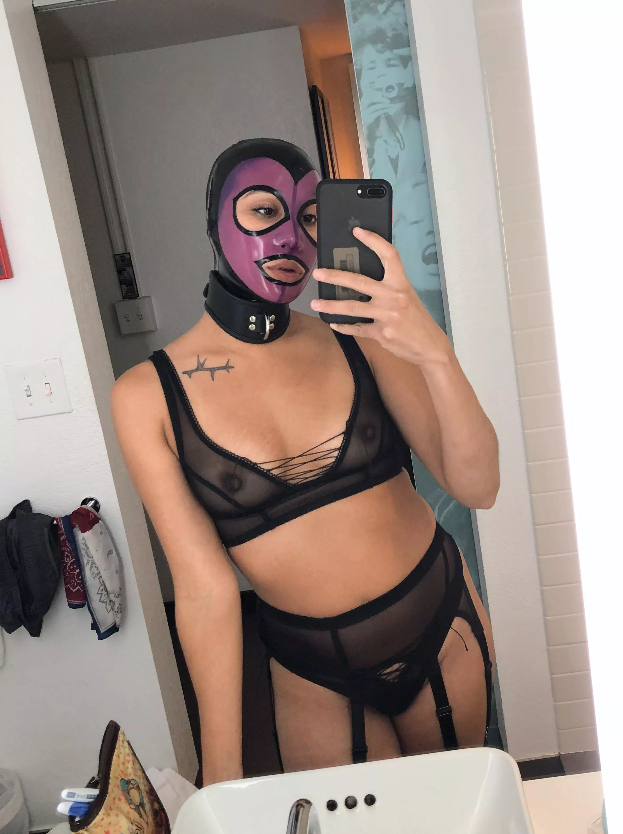 Some vanilla lingerie subreddit didn’t appreciate my post. Show me some love you freaks posted by LtxGomita