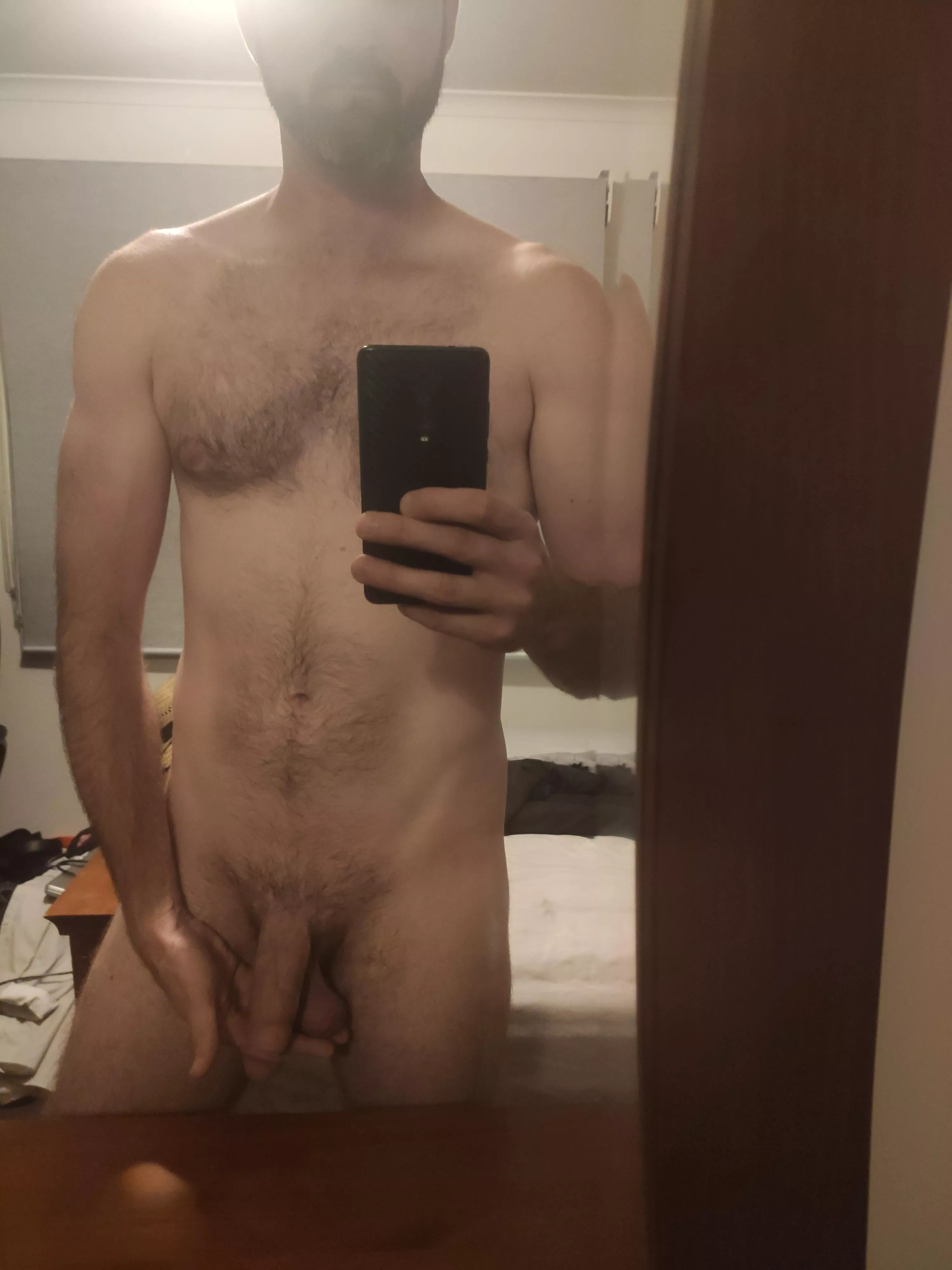 Someone come and spend the day in bed with me [M] posted by Send_it_to_me