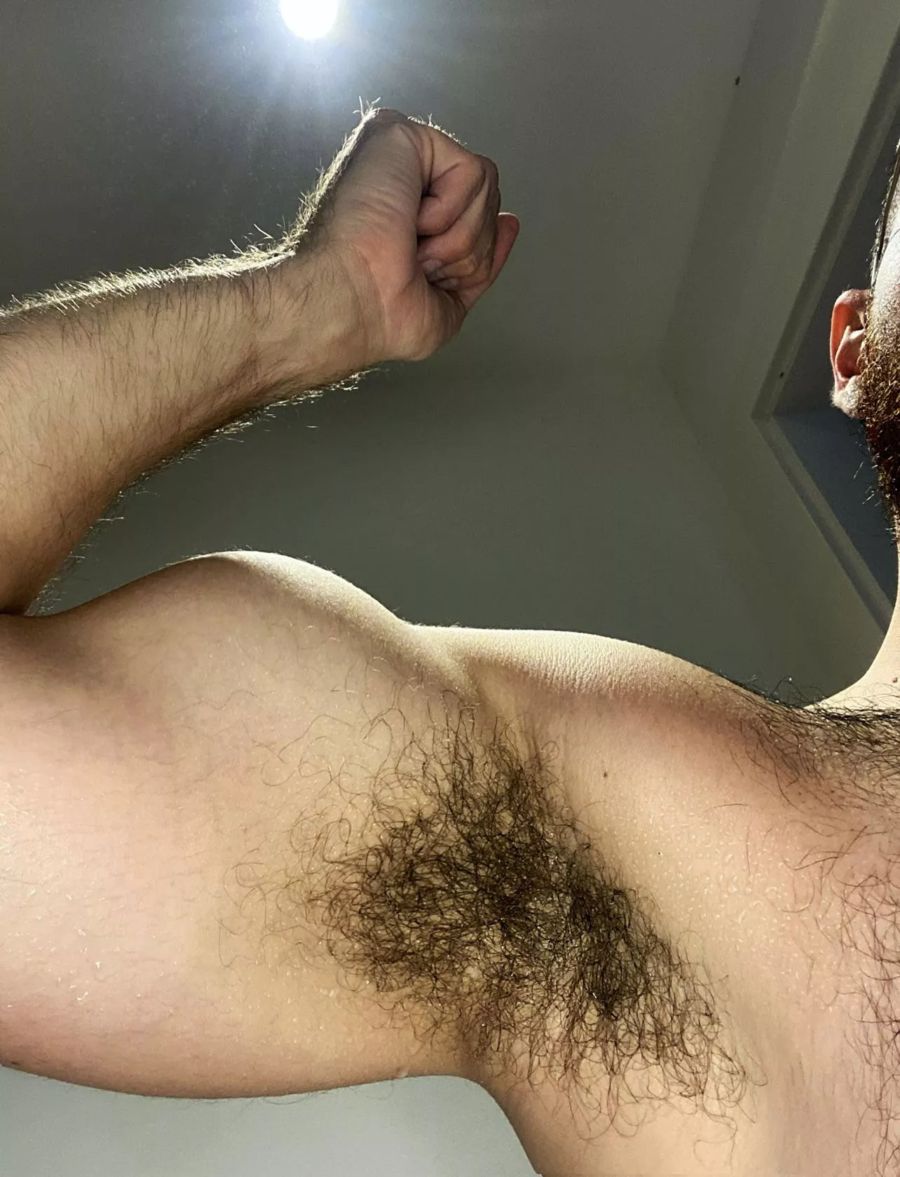 Someone else have a fascination for hairy sweaty pits? ;) posted by Strong-Piano-4241