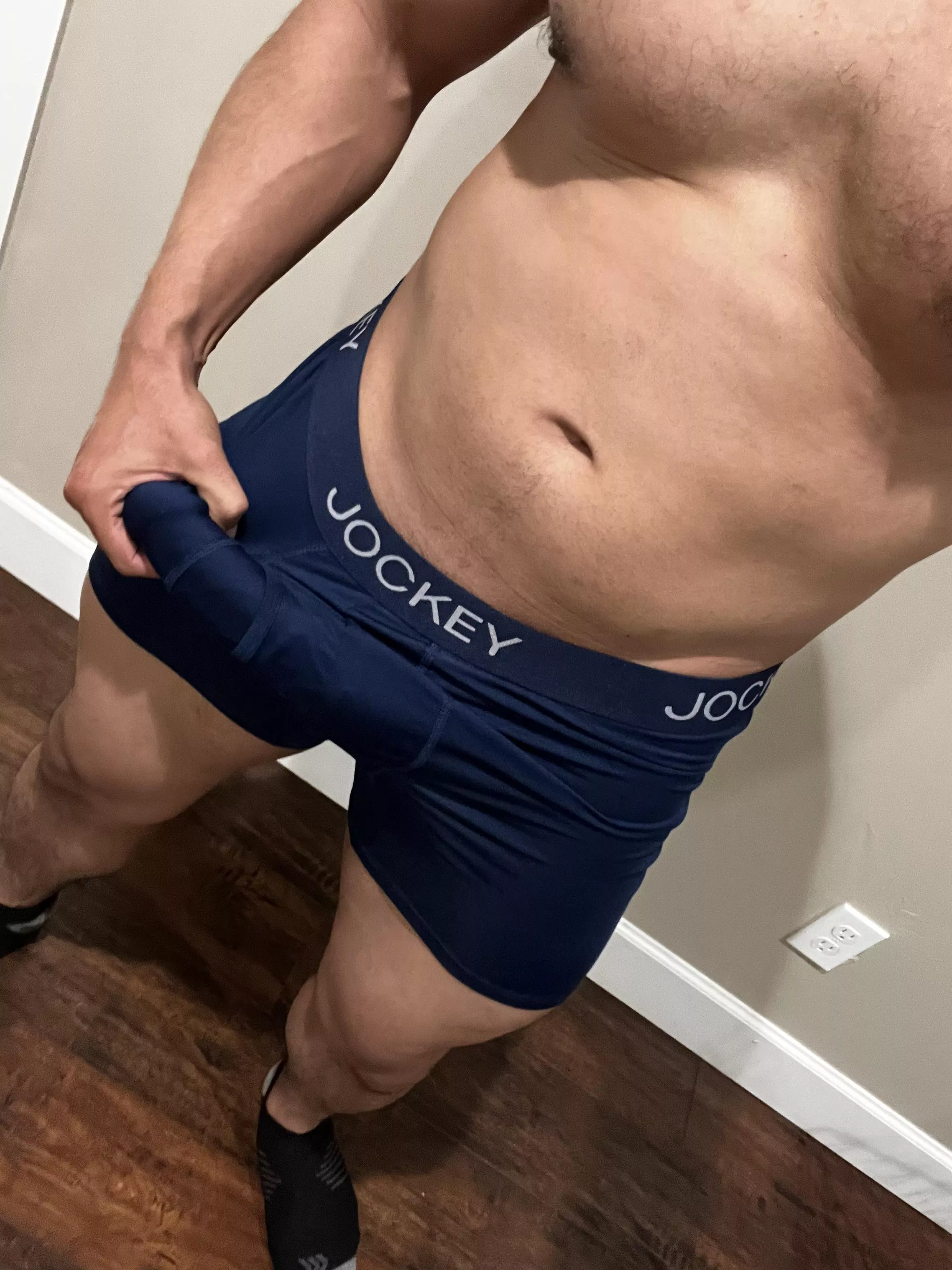 Something about working out makes me horny [35] posted by throw22342