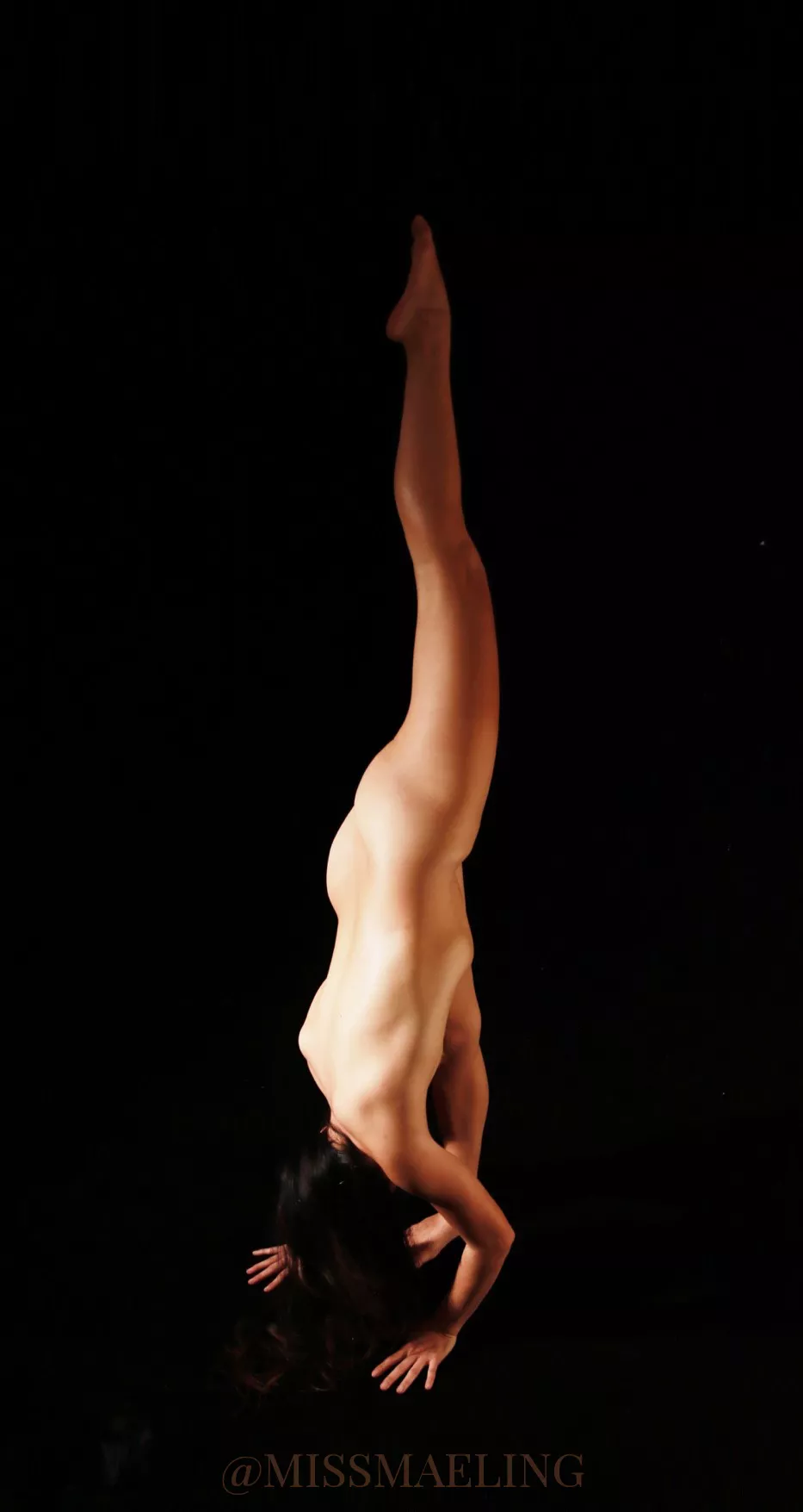 Standing Splits posted by adorabledomme