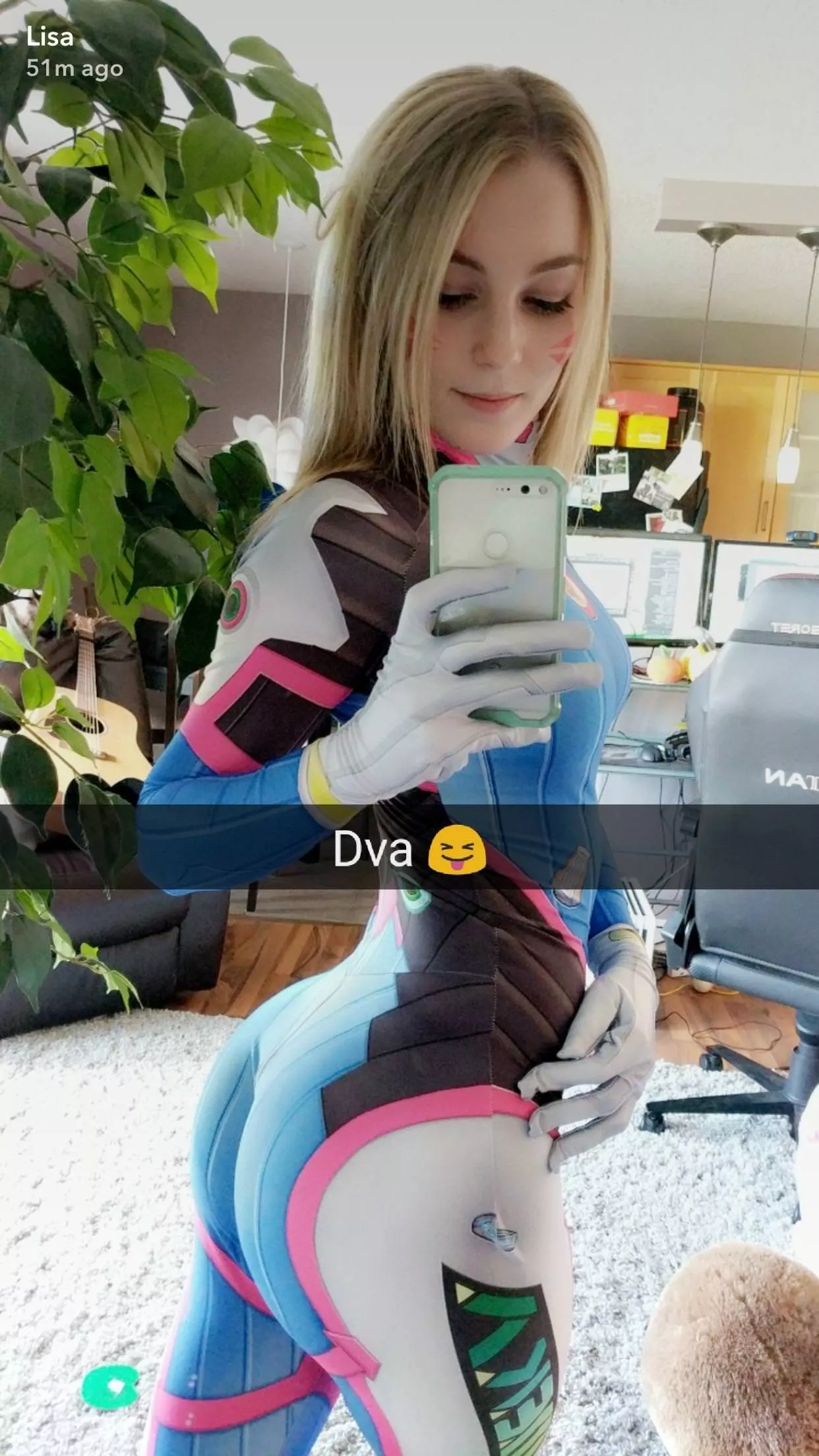 STPeach as D.Va form Overwatch [x-post r/fitthescreen] posted by rhetoricalinside