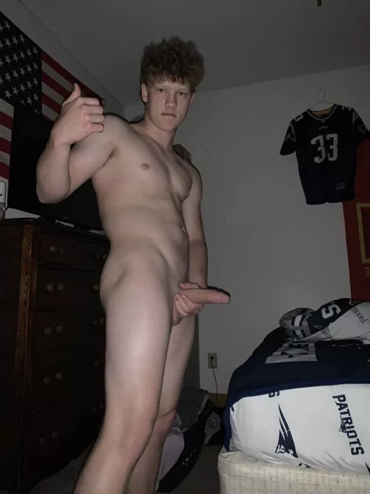 Suck on this 18 yr old hmu posted by rileysogirthy