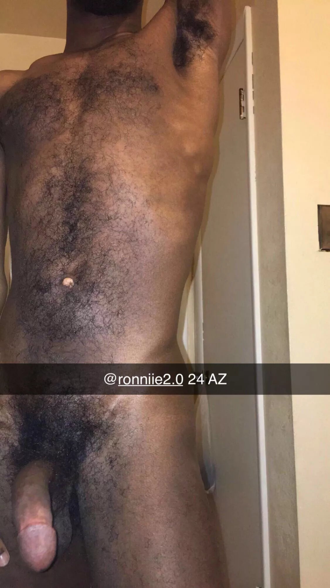 Sup guys 24 from AZ. Hot guys Message me. 😍 posted by iiitsronniie