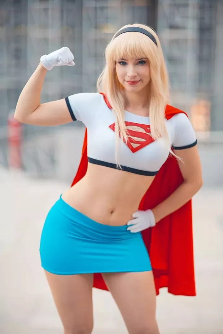 supergirl posted by AmazingTits8