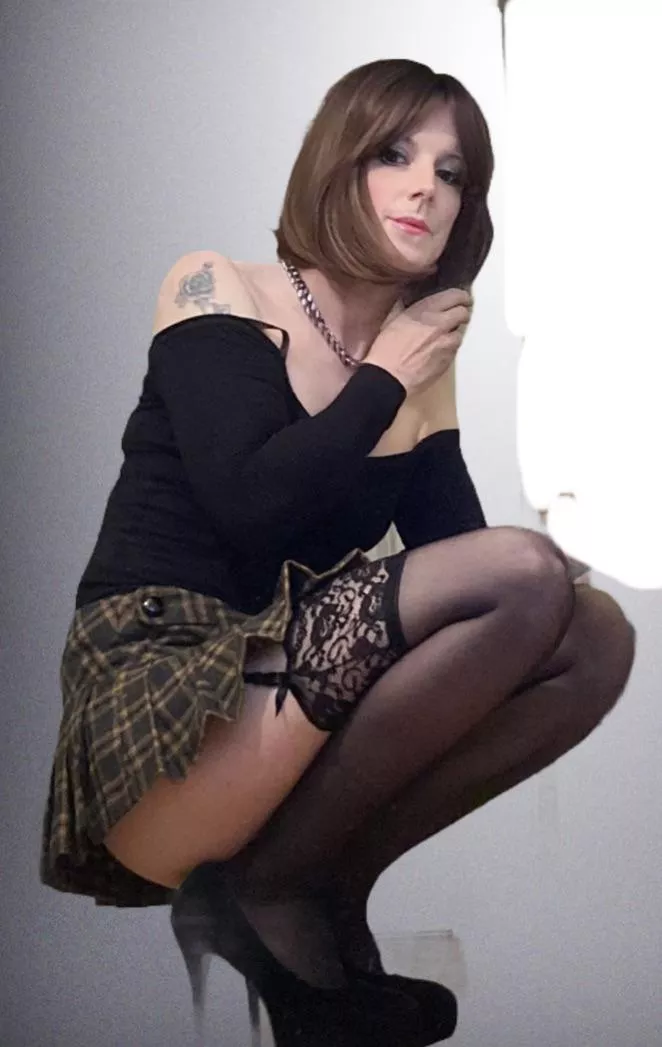 Suzy in micro kilt, stockings and suspenders. Humiliate me. Please… posted by suzy98a