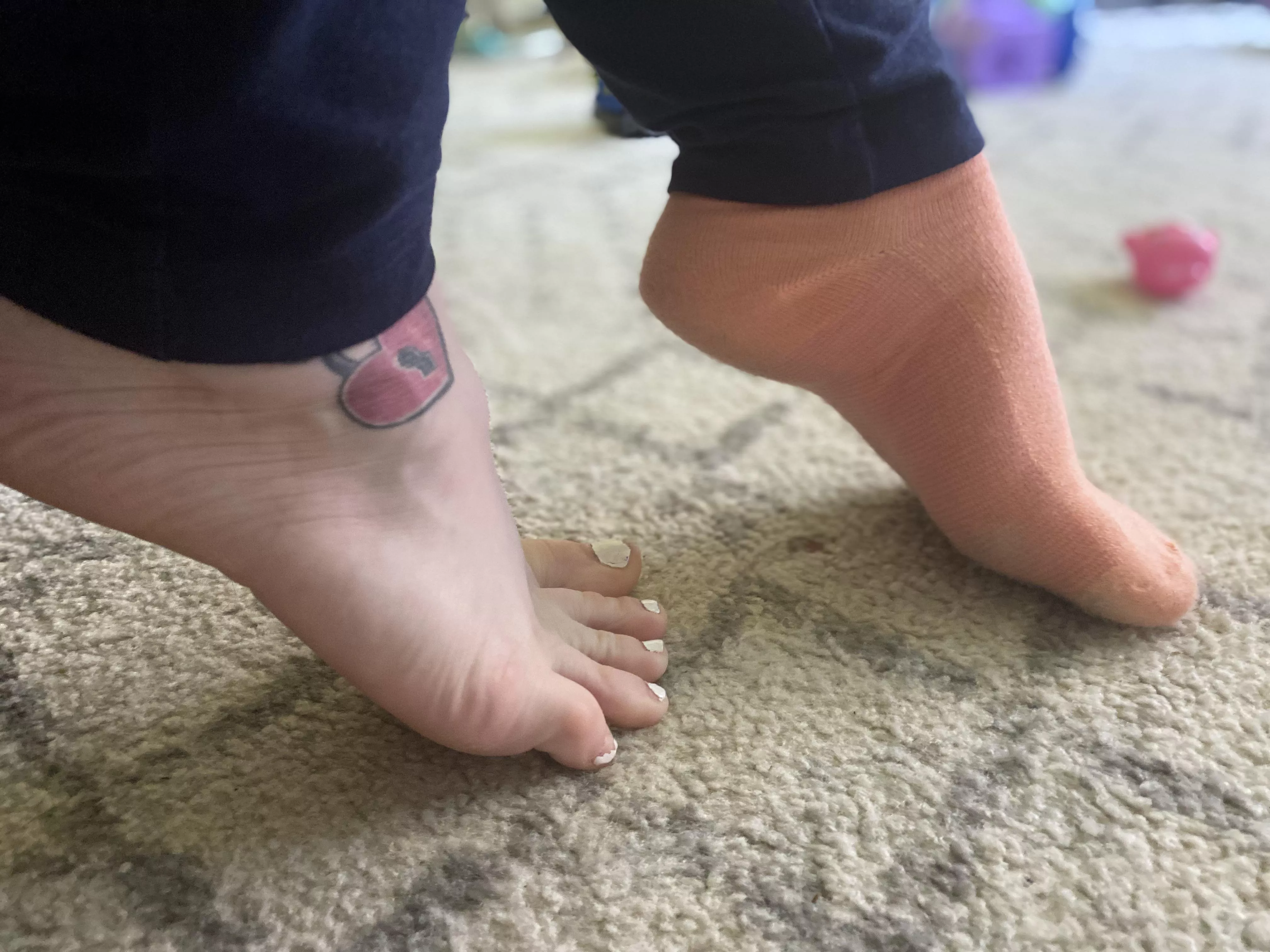 Sweaty peach gym socks posted by trixieann2519