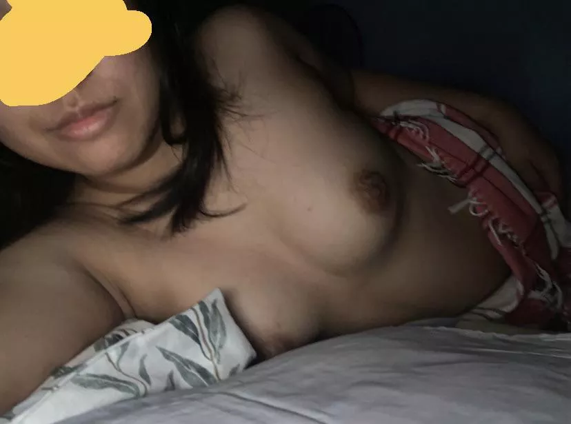 Sweet dreams ðŸŒ¸ [f] posted by ariestheclown