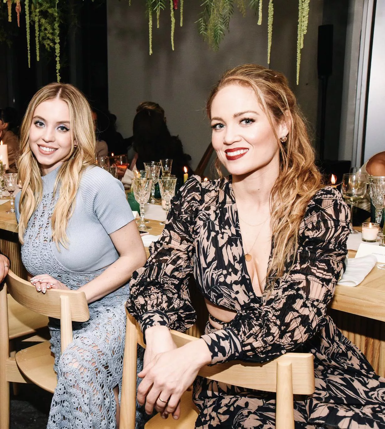 Sydney Sweeney (l) and Erika Christensen posted by Serling45