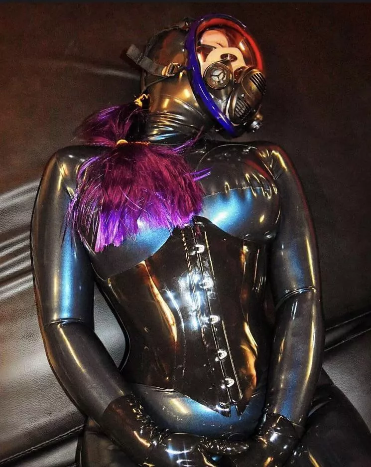 Take me to the stars. I love some heavy rubber time. posted by leftat11