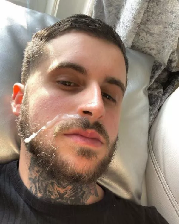 Tatted thug facial posted by xrisb01