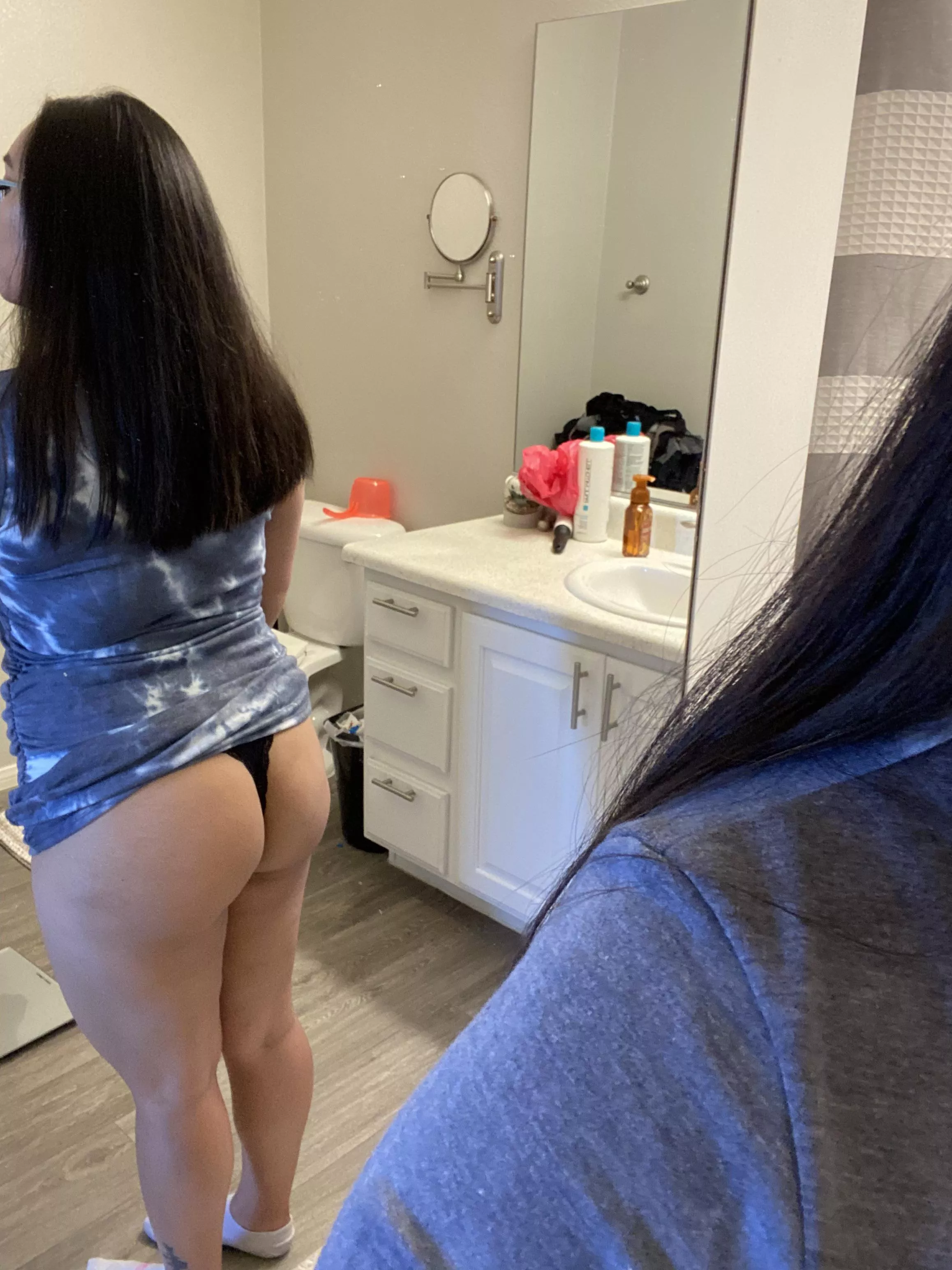 Tell me what you’d do to my Filipina gf phat ass kik. Ryry719 posted by rc719