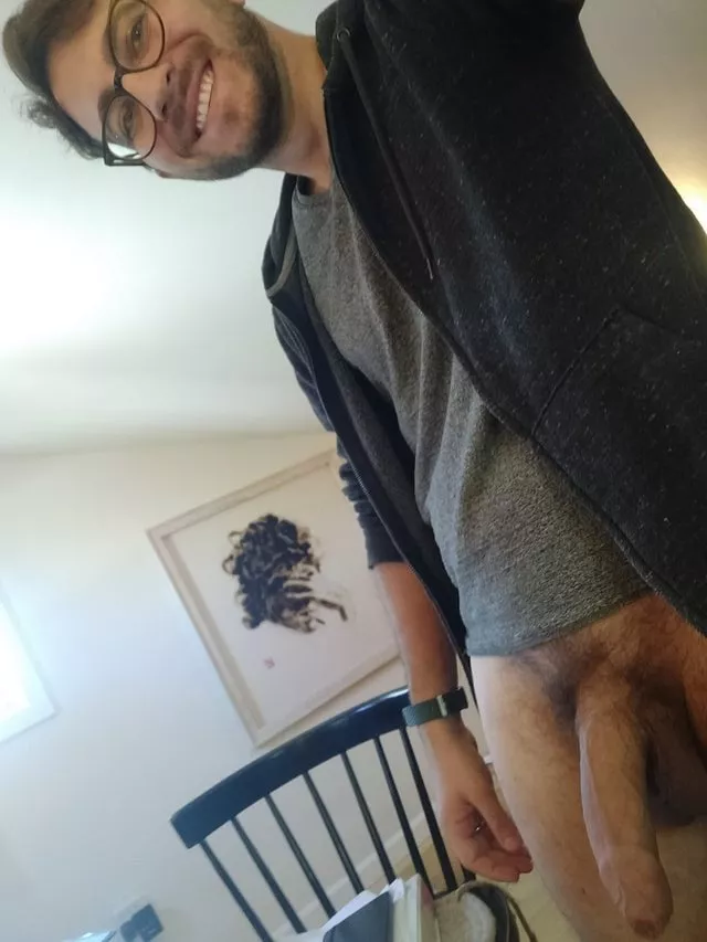 That cute nerdy guy is packing 😉 posted by thickdicklowballs