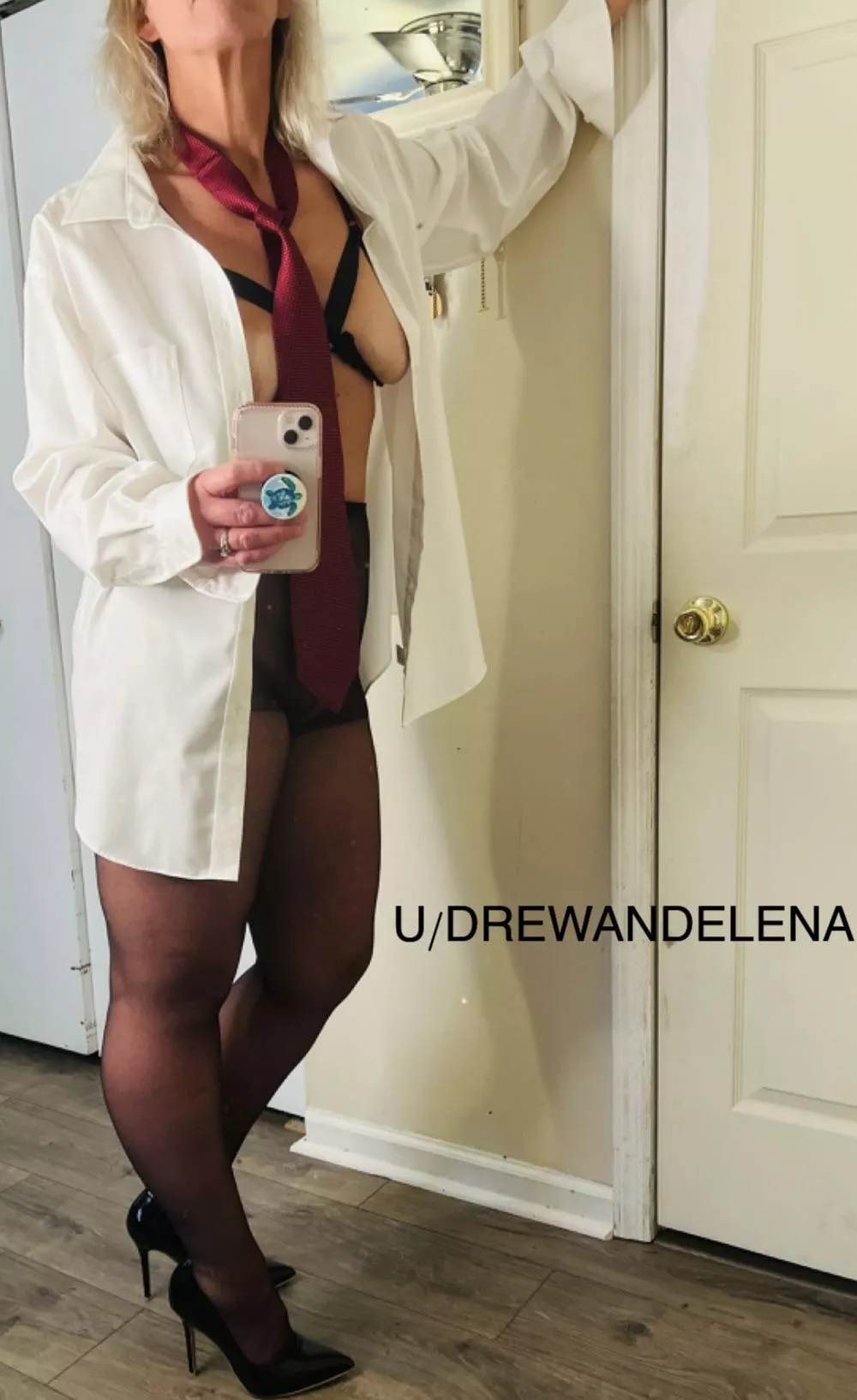 The doctor is here to make sure your cock is working properly . 47F posted by Drewandelena