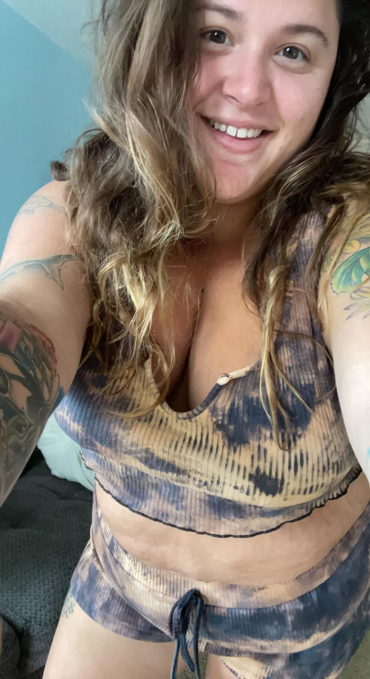 the early bird gets the worm posted by handful_heather420