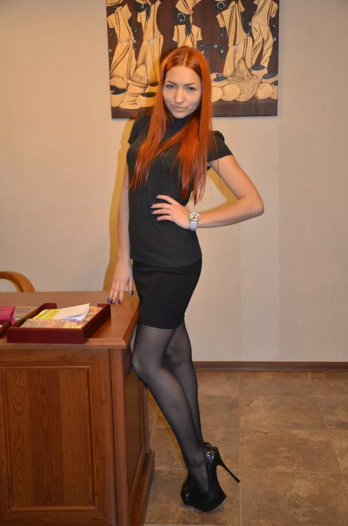 The magic of high heels and tights💋 posted by Ddollyy