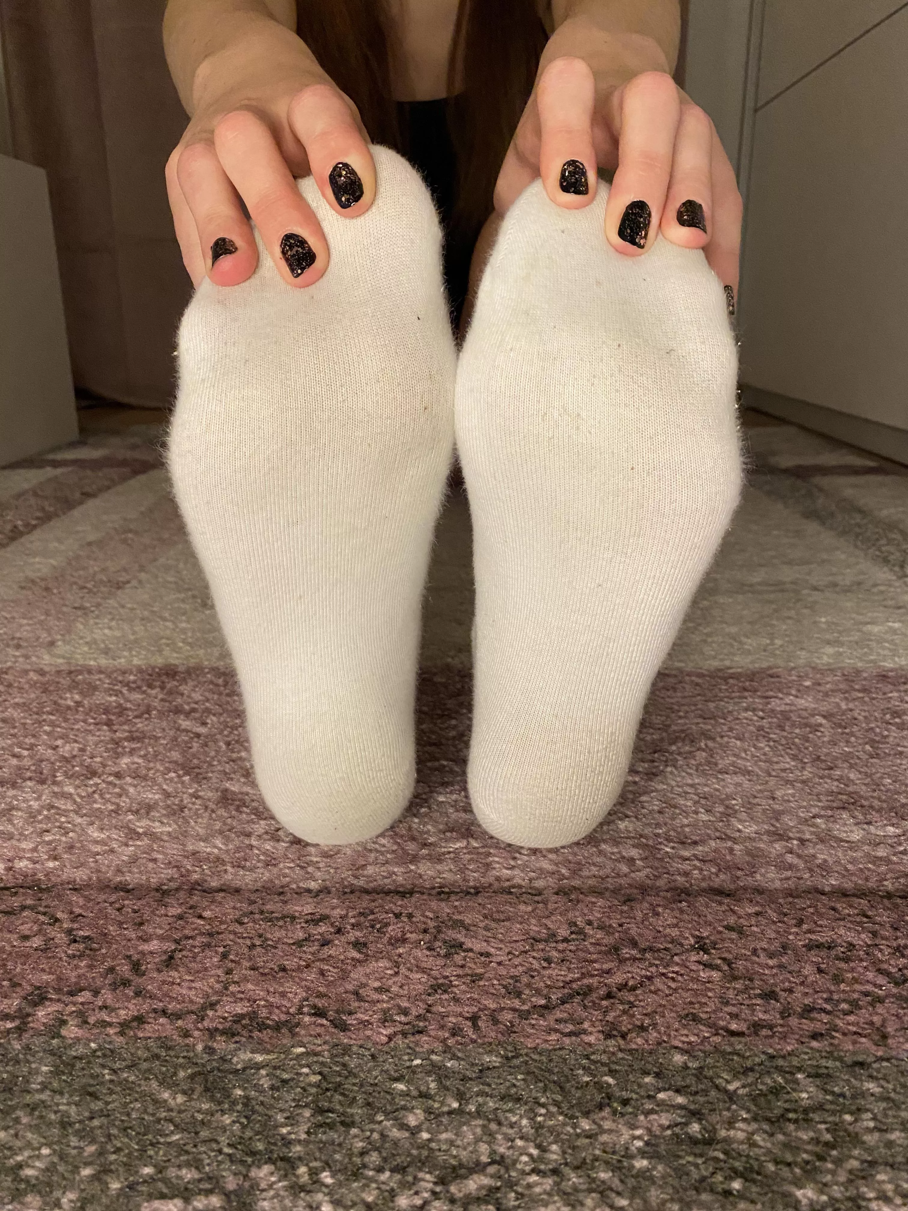 The smell is amazing 🥰 [female] posted by MarleysFeetWorld