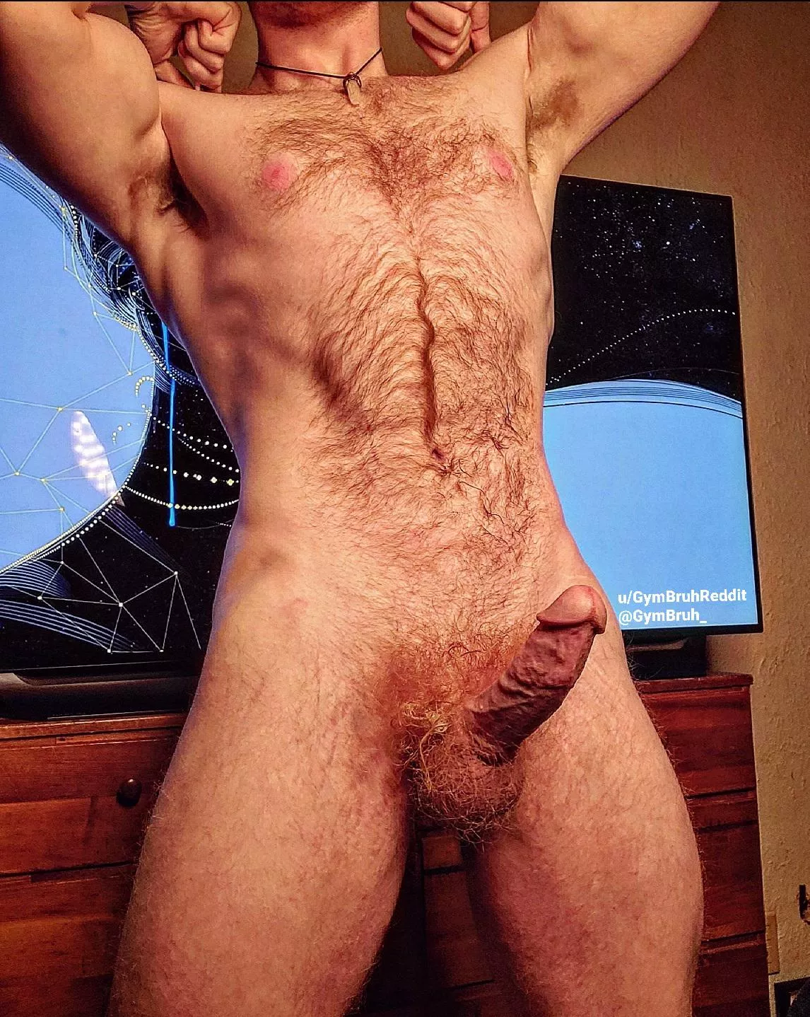 The thought of another gaymer seeing this makes me so horny 😈 who'd wanna blow me while I play apex ?😁 posted by GymBruhReddit