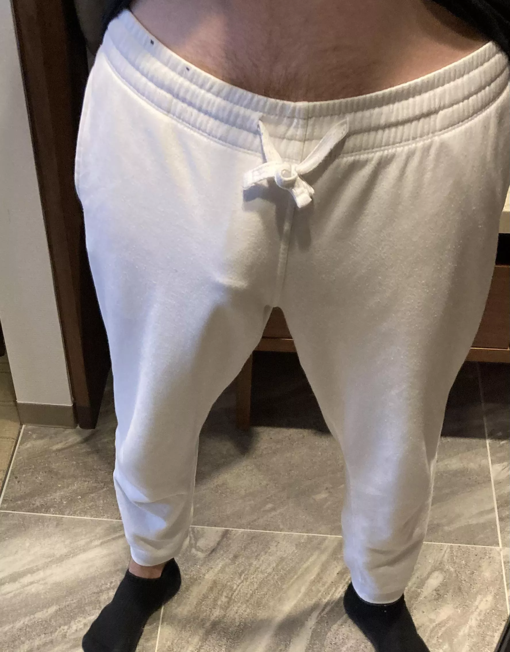 the white sweatpants posted by GoriD_